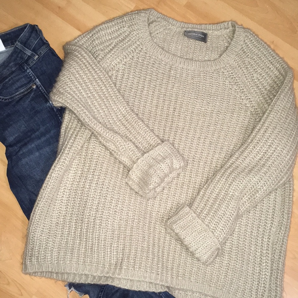 Knit sweater